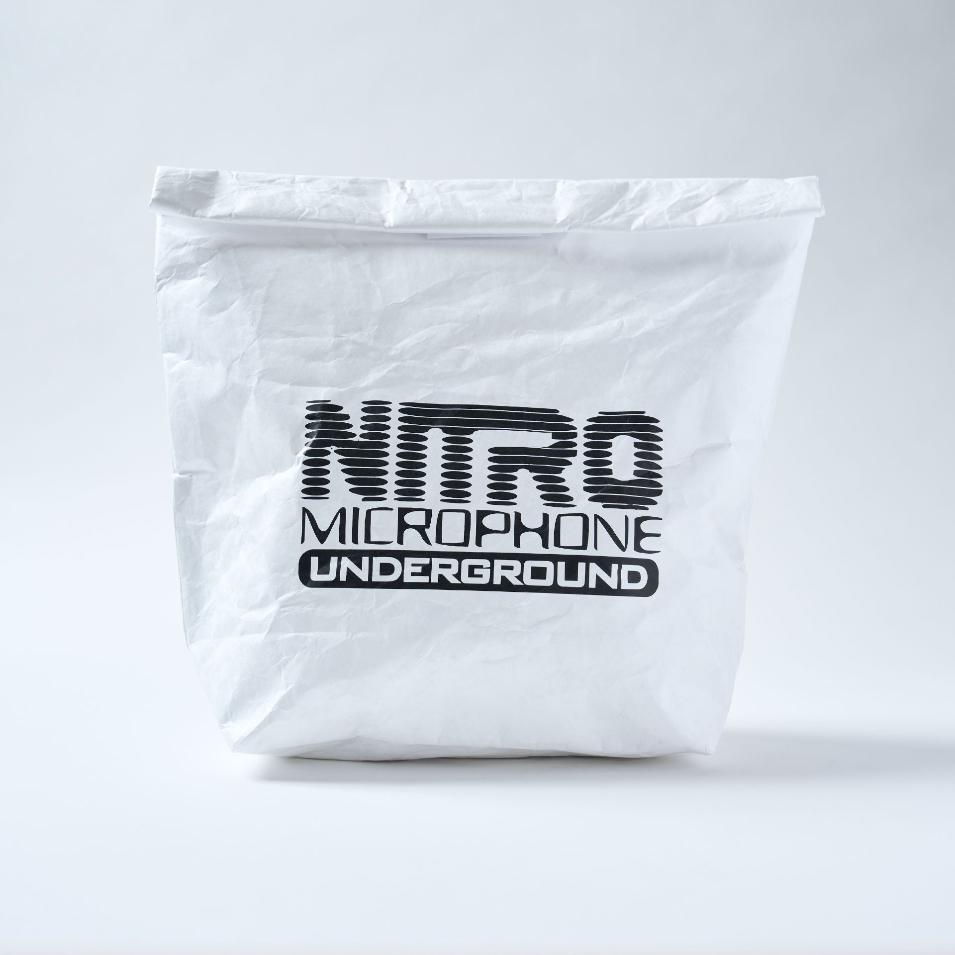 NMU TYVEK CLUTCH BAG / WHITE