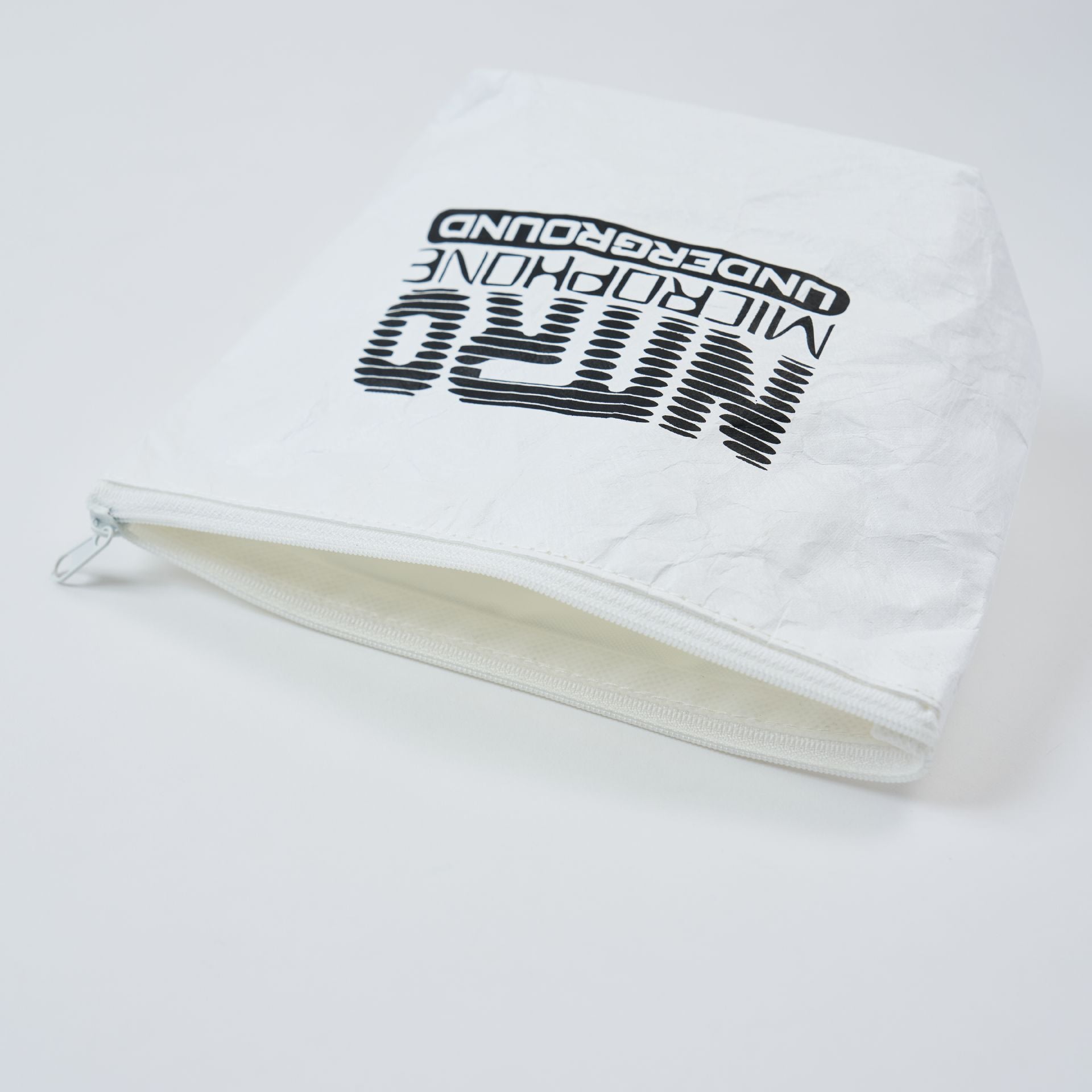 TYVEK POUCH / WHITE