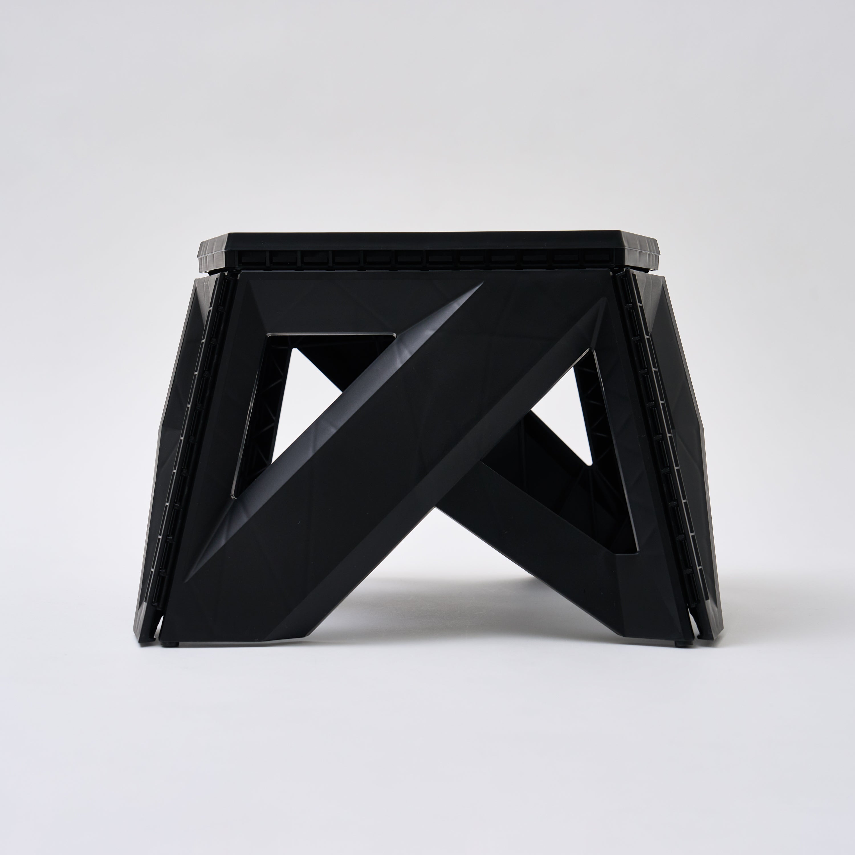 NMU FOLDABLE CHAIR 23cm