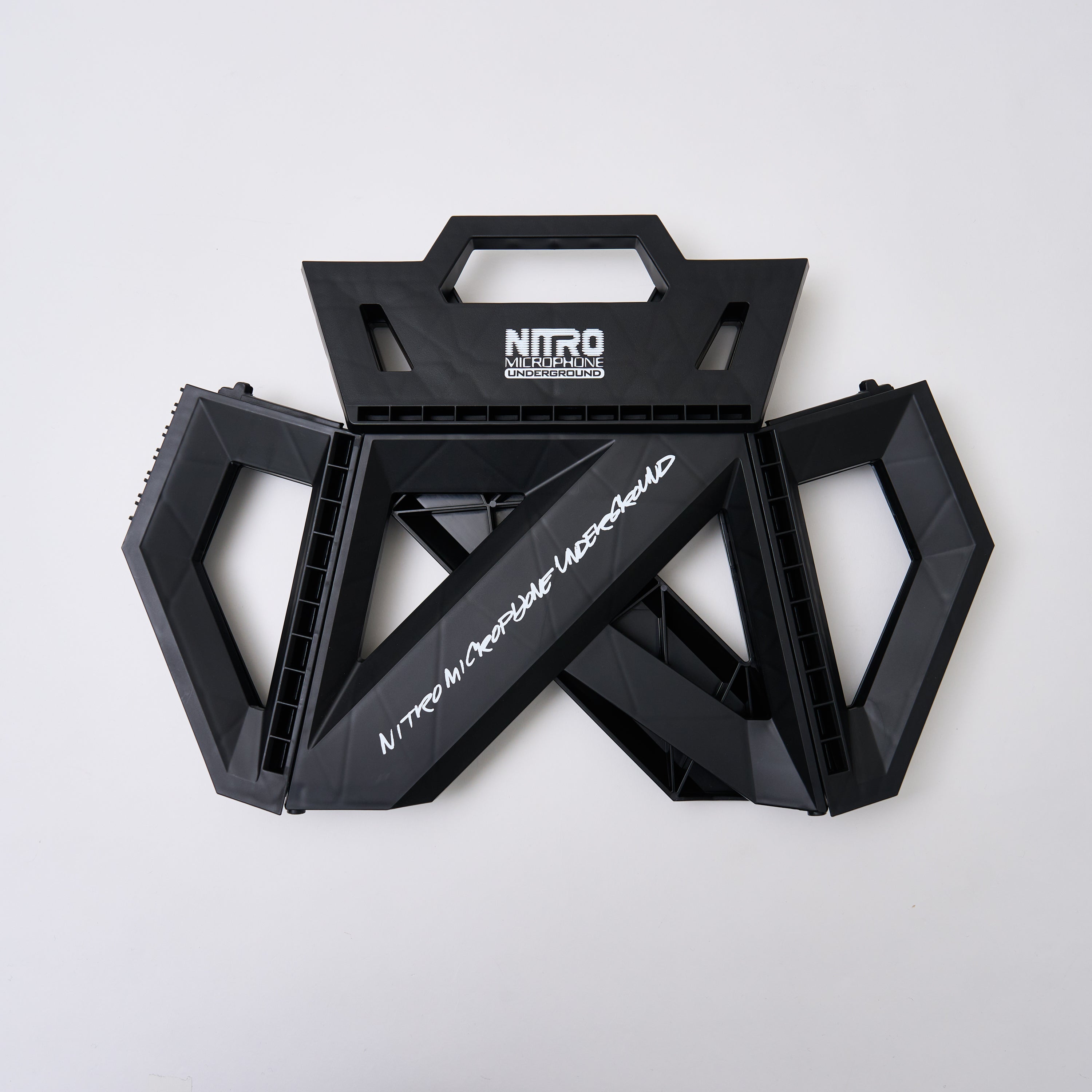 NMU FOLDABLE CHAIR 23cm